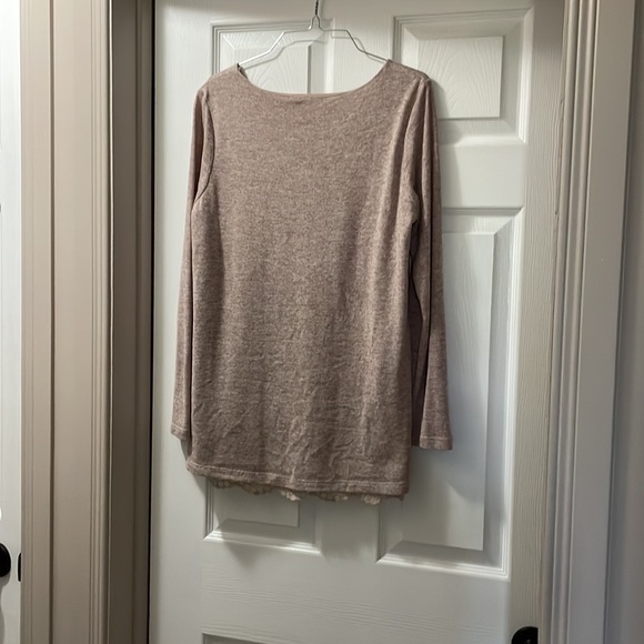 Small Tribal Jeans Lightweight Sweater - Picture 2 of 5